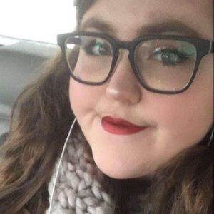 Meet your Posher, Alison